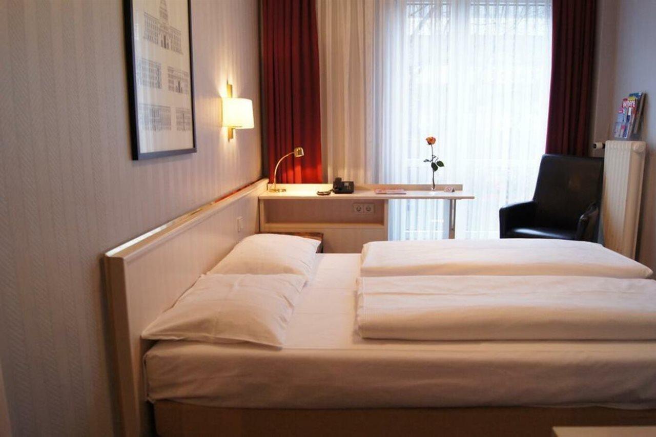Berlin Plaza Hotel Am Kurfuerstendamm 외부 사진